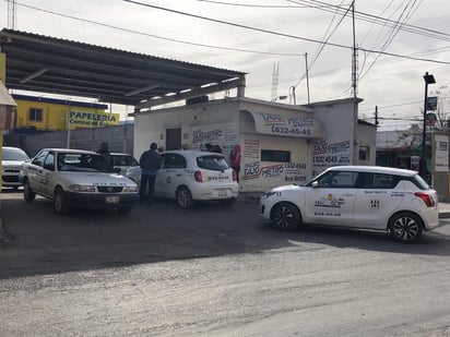 Taxistas de Monclova viven la cuesta de enero por la falta de pasajes 