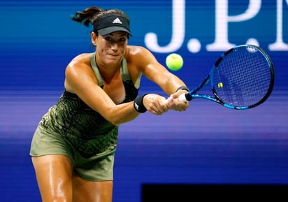 Muguruza avanzó sin problemas a la segunda ronda del Abierto de Australia