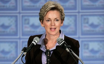 Granholm alista reunión con legisladores por reforma eléctrica