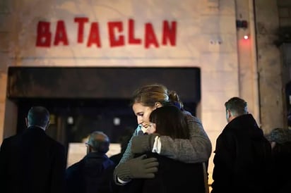 Denuncian a un cirujano por vender la radiografía de una herida en Bataclan