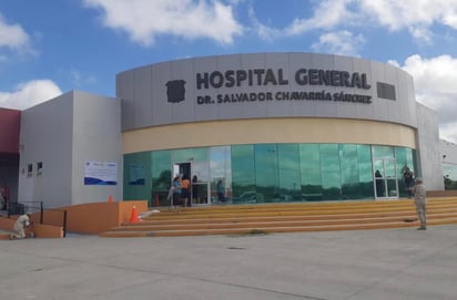 Enfermo de COVID-19 exige su alta y muere afuera de un hospital de Piedras Negras