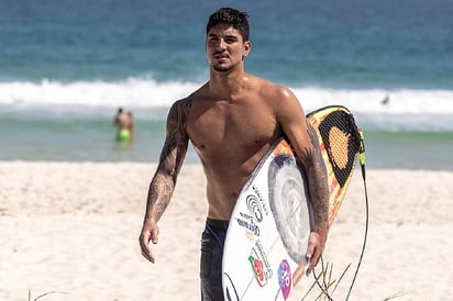 El campeón mundial de surf se tomará un tiempo para cuidar de su salud mental