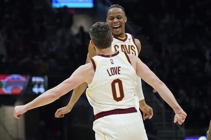 Los Cavs superan 95-93 a Knicks con ayuda de Love