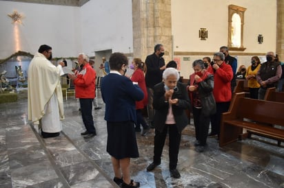 Los padres Eduardo Neri y Carlos Garay se recuperan del COVID-19