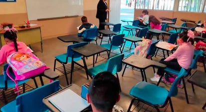 SEC: Retornan a las aulas 196 mil 784 alumnos de Coahuila