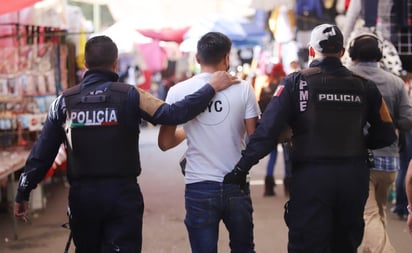 Arrestan a dos por negarse a portar el cubrebocas en Ecatepec