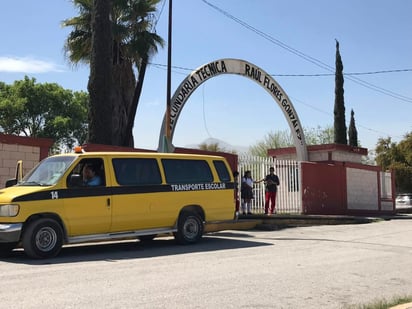 Intendente fallece dentro de la secundaria Técnica 76 en Monclova 