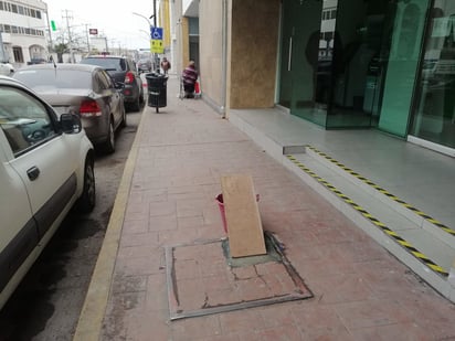 Con fallas el centro histórico de Monclova, a 100 metros de presidencia municipal