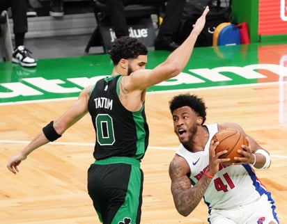 Celtics extienden a cuatro su racha de triunfos gana 102-93