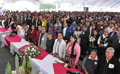 Anuncian bodas colectivas para el 14 de febrero en Neza