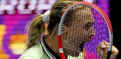 Annet Kontaveit gana a Maria Sakkari y alarga su racha