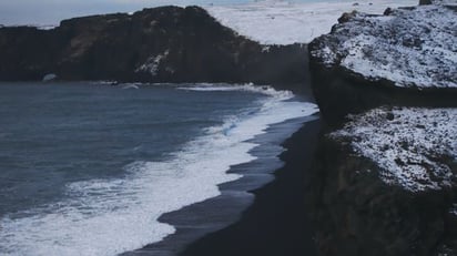 Ucrania recomienda no sobrevolar el mar Negro la próxima semana