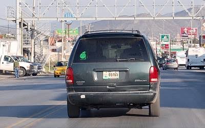 Regularizan los primeros autos chocolate por Ciudad Acuña