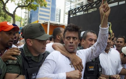 Más de 100 activistas venezolanos renuncian al partido de Leopoldo López