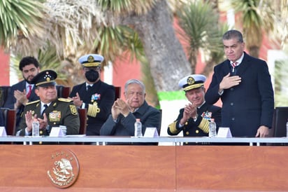 AMLO y MARS encabezan 109 aniversario del Ejército 