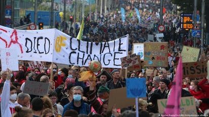 Unas 3,000 personas se manifiestan en Bruselas en apoyo a Ucrania