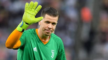 Wojciech Szczesny: 'Me niego a estar en el campo y escuchar el himno de Rusia'