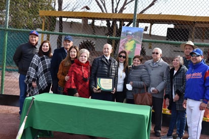 En marcha softbol Country  'Rolando Iruegas de la Fuente'