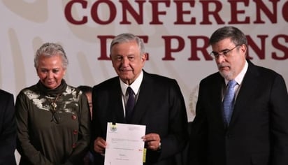 AMLO admite la mala relación de Sánchez Cordero con Julio Scherer