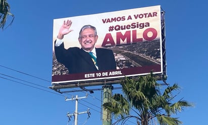 Estas son las pancartas ilegales de AMLO