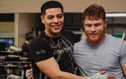 Eduin Caz entrena junto a 'El Canelo' Álvarez