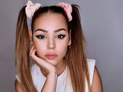 Danna Paola pide oración por su abuelita que se encuentra grave por contagio de covid-19