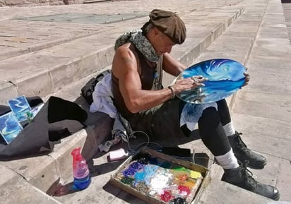 El artista 'Tote' busca dar visibilidad a los 'niños olvidados' del mundo