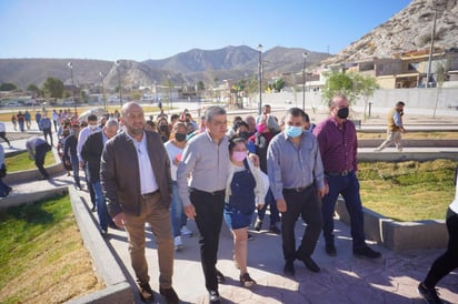 Riquelme supervisa avance del Parque 'Hilandera La Fe'