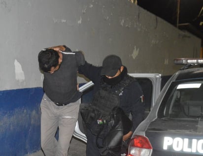 Hombre intenta abusar de mujer en la 18 de Marzo