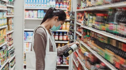 La mascarilla dejará de ser obligatoria en las empresas en Francia el día 14 de Marzo