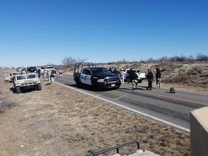 Confirman tres estatales heridos en enfrentamiento en carretera Hidalgo- Piedras Negras