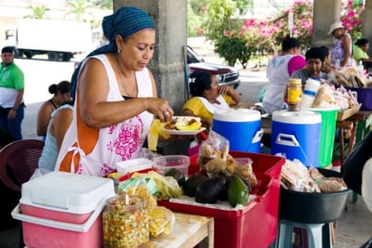 Las monclovenses prefieren ejercer en trabajos informales