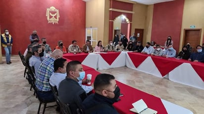 Informan a empresarios y ganaderos del norte de Coahuila sobre violento fin de semana