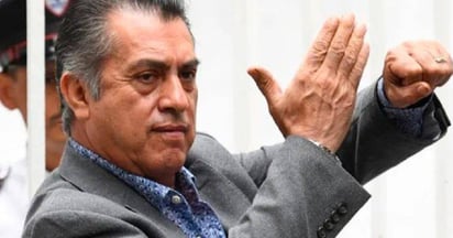 'El Bronco' tras ser detenido la gente le recuerda protesta de 'mochar manos' 