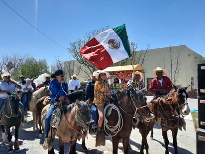 Familias del Ejido La Vega celebran 88 aniversario de fundación 