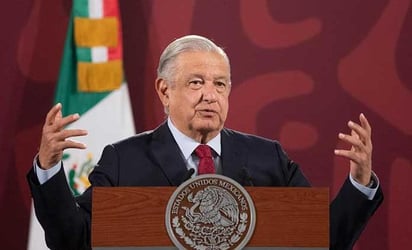 AMLO asegura que INE conspira contra la democracia 