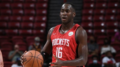 Usman Garuba sufre una lesión de tobillo a los 5 días de su regreso a la NBA