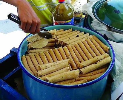 Semana santa golpea la tradición de los tacos de olla en Monclova