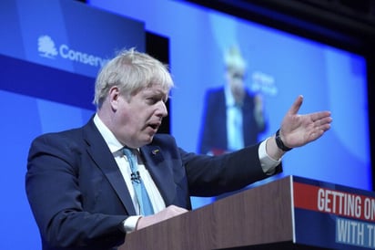 Johnson estudia aumentar la generación de energía nuclear en el Reino Unido