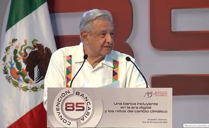 AMLO se disculpa por “madrugar” anuncio de Banxico; reafirma respeto a su autonomía