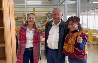 AMLO destaca servicios gratuitos de centro cultural en Iztapalapa