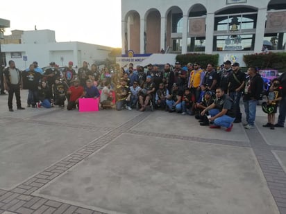 Clubes de motos y autos de Monclova donarán parte del boteo a joven que requiere válvula para respirar