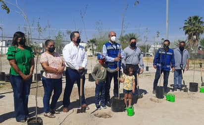 ‘Monclova Verde’ da inicio en colonia Elsa Hernández