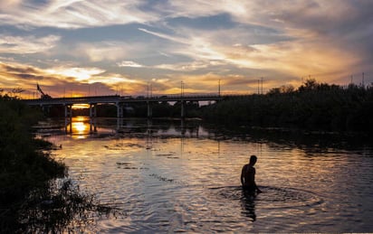 Patrulla fronteriza denuncia aumento de cruce de migrantes en la frontera con México