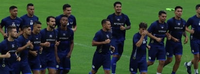 El Salvador está listo para enfrentar a México; la Selecta ya pisó el Azteca