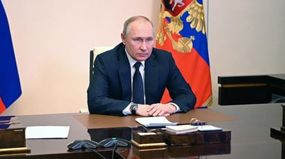 Putin dice que suspenderá los contratos de gas si países no pagan en rublos