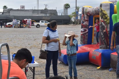 Tianguis Agropecuario en Monclova