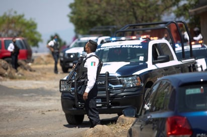 Mueren ocho sicarios y un policía en enfrentamientos en el oeste de México