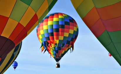 Globos aerostáticos por primera vez en Feria Regional del Queso