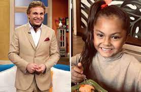 A Cristian Castro, su hija lo deja vestido y alborotado